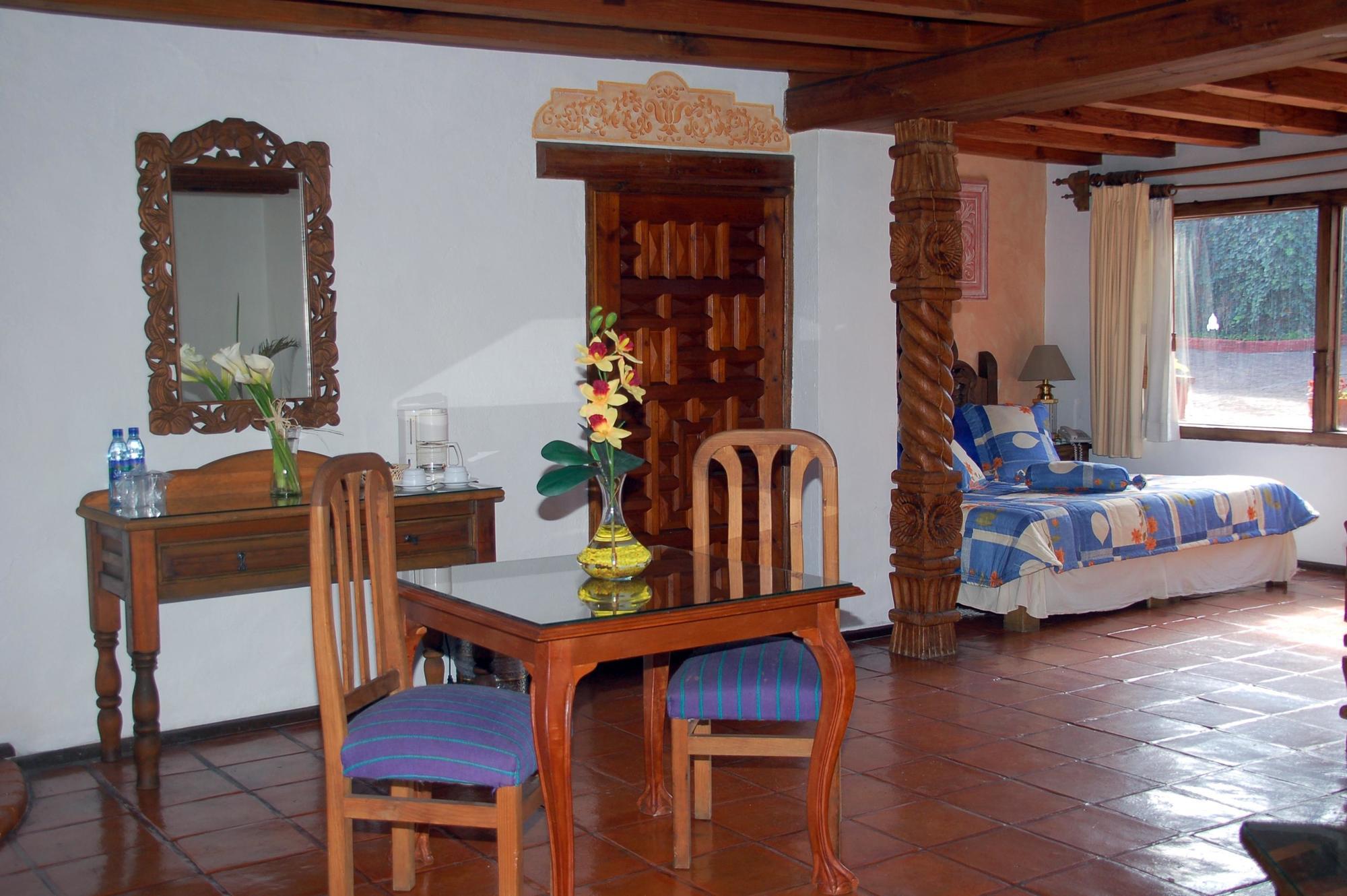 מורליה Villa San Jose Hotel & Suites מראה חיצוני תמונה